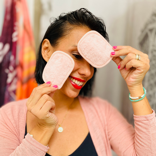 ¿Por qué desmaquillarse con un pad reutilizable que funciona sólo con agua?